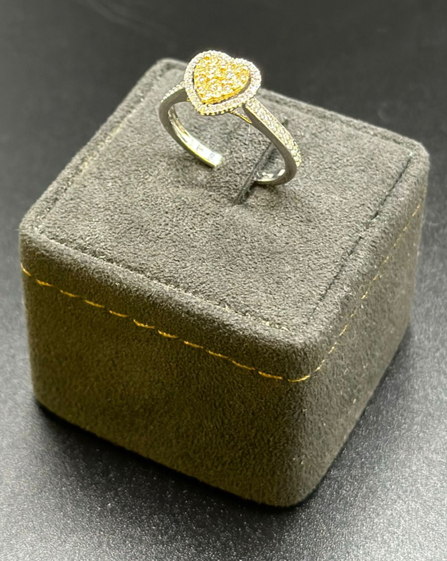 Anello Cuore diamanti