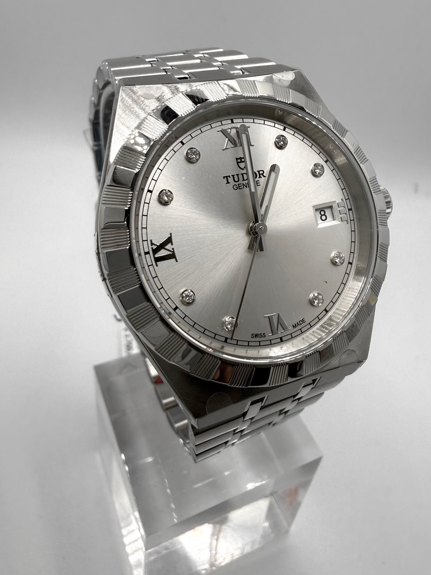 Tudor Royal